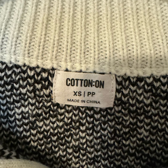 Cotton: On 1/4 zip black and white mock turtleneck sweater sweatshirt - Picture 2 of 5